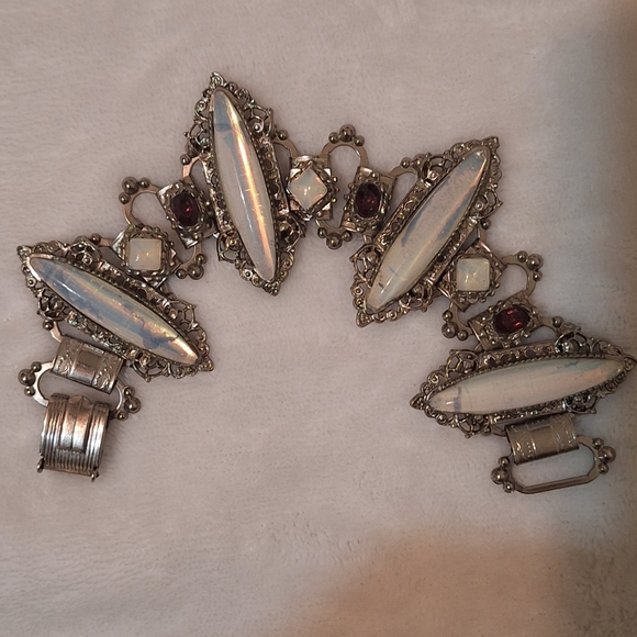 Vintage 1950’s Wide Opaline Glass Purple Crystal Chain Bracelet - Picture 1 of 7